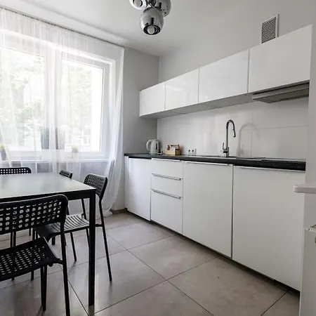 Apartmán Close- Central - Old Town - Comfortable And Cozy - W3 *